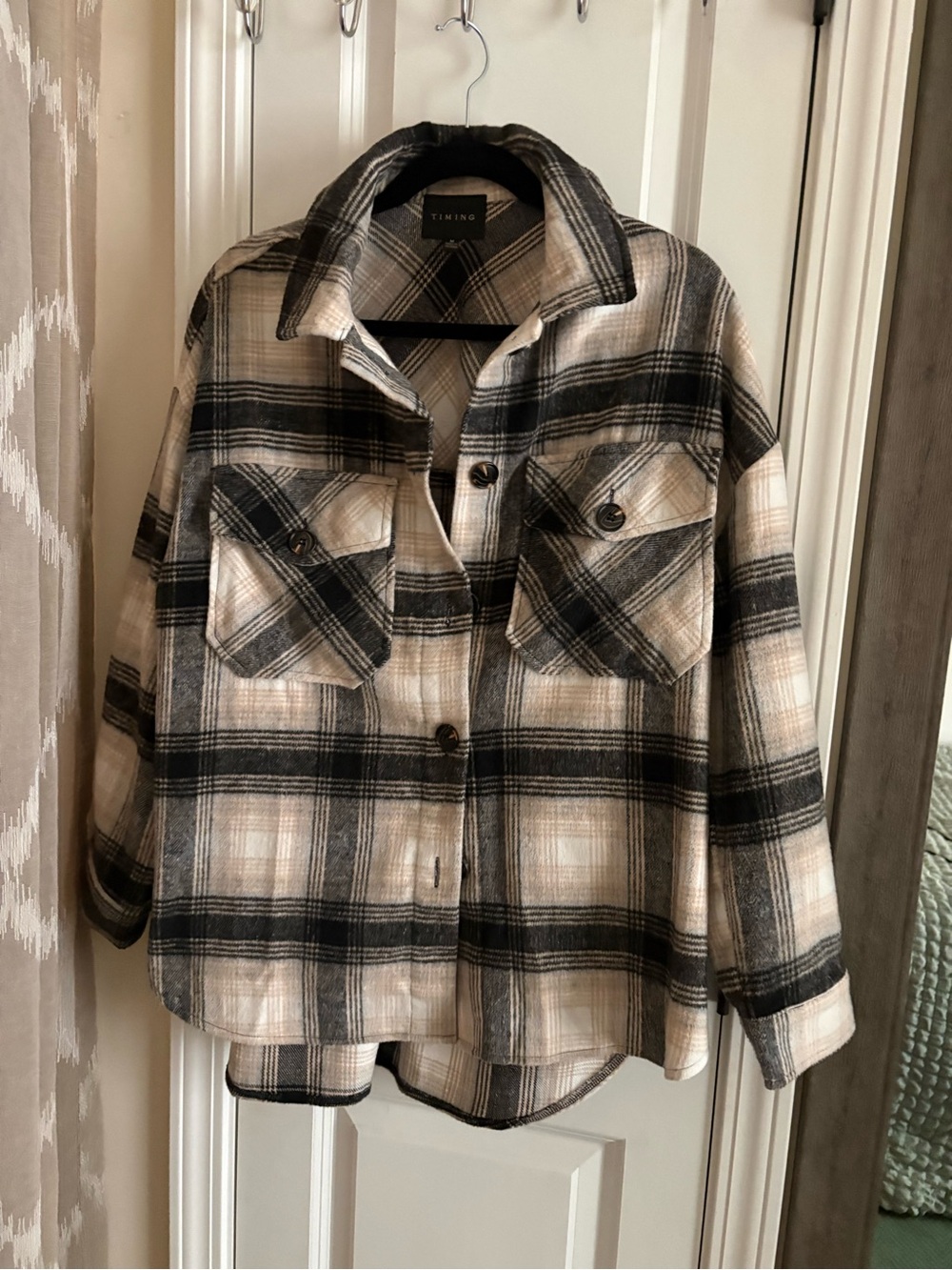 Timing Plaid Utility Jacket - Cream & Black